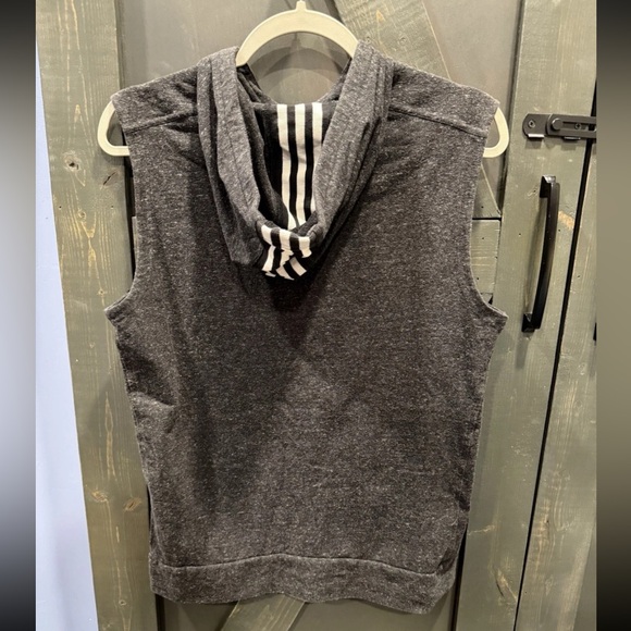 Adidas Charcoal Sleeveless Hoodie - Picture 3 of 5
